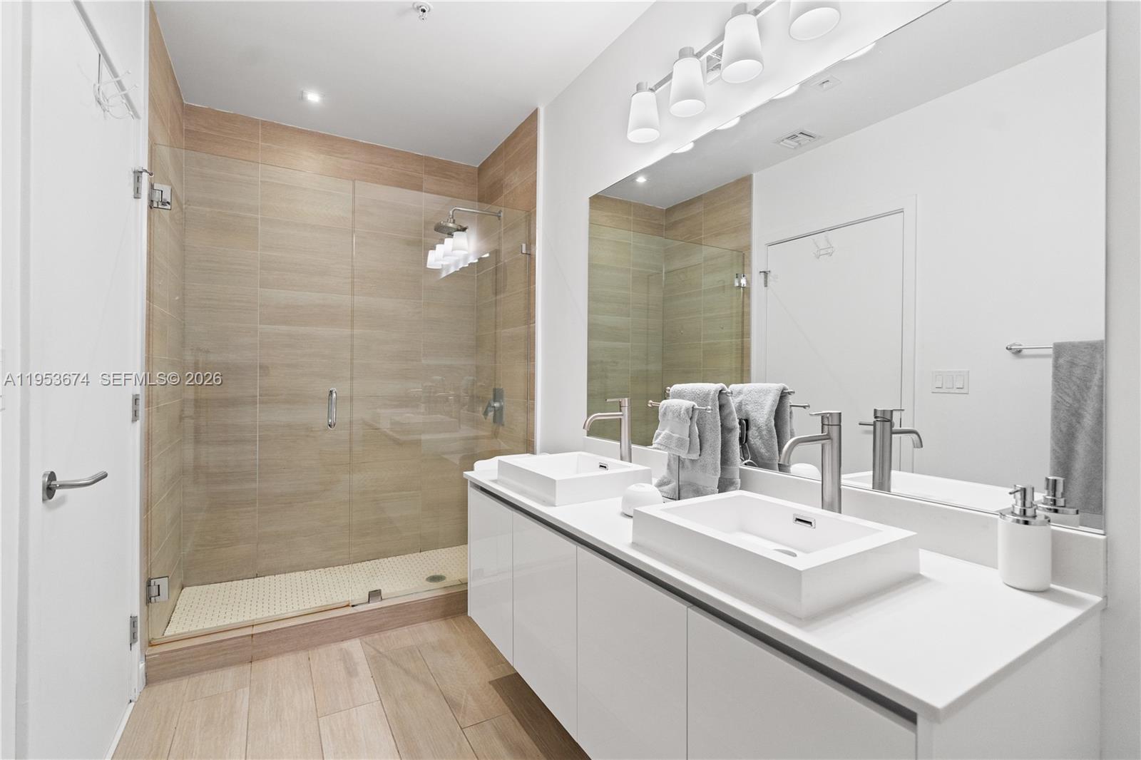 1600 SW 1st Ave #807, Miami FL 33129