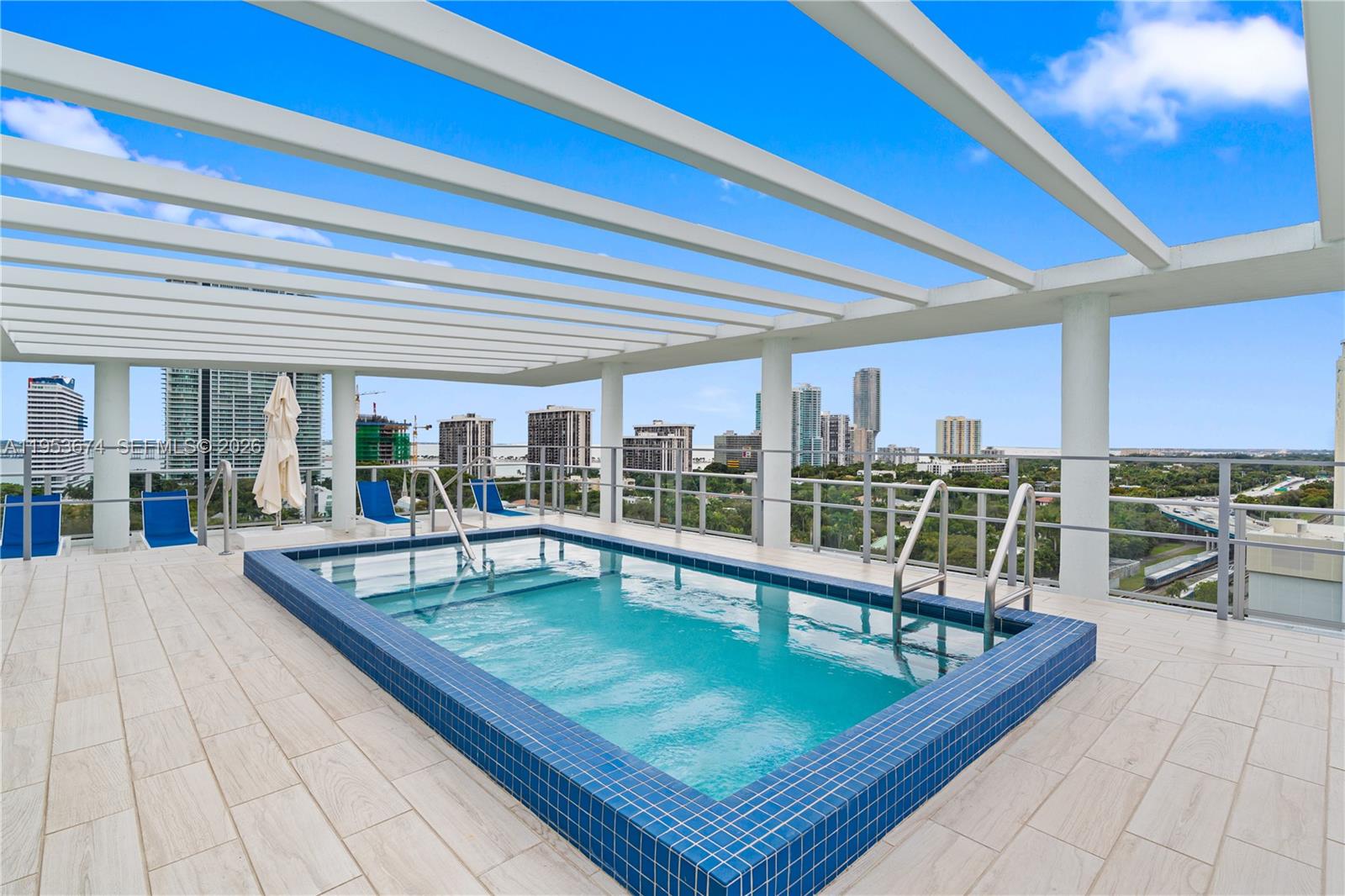 1600 SW 1st Ave #807, Miami FL 33129