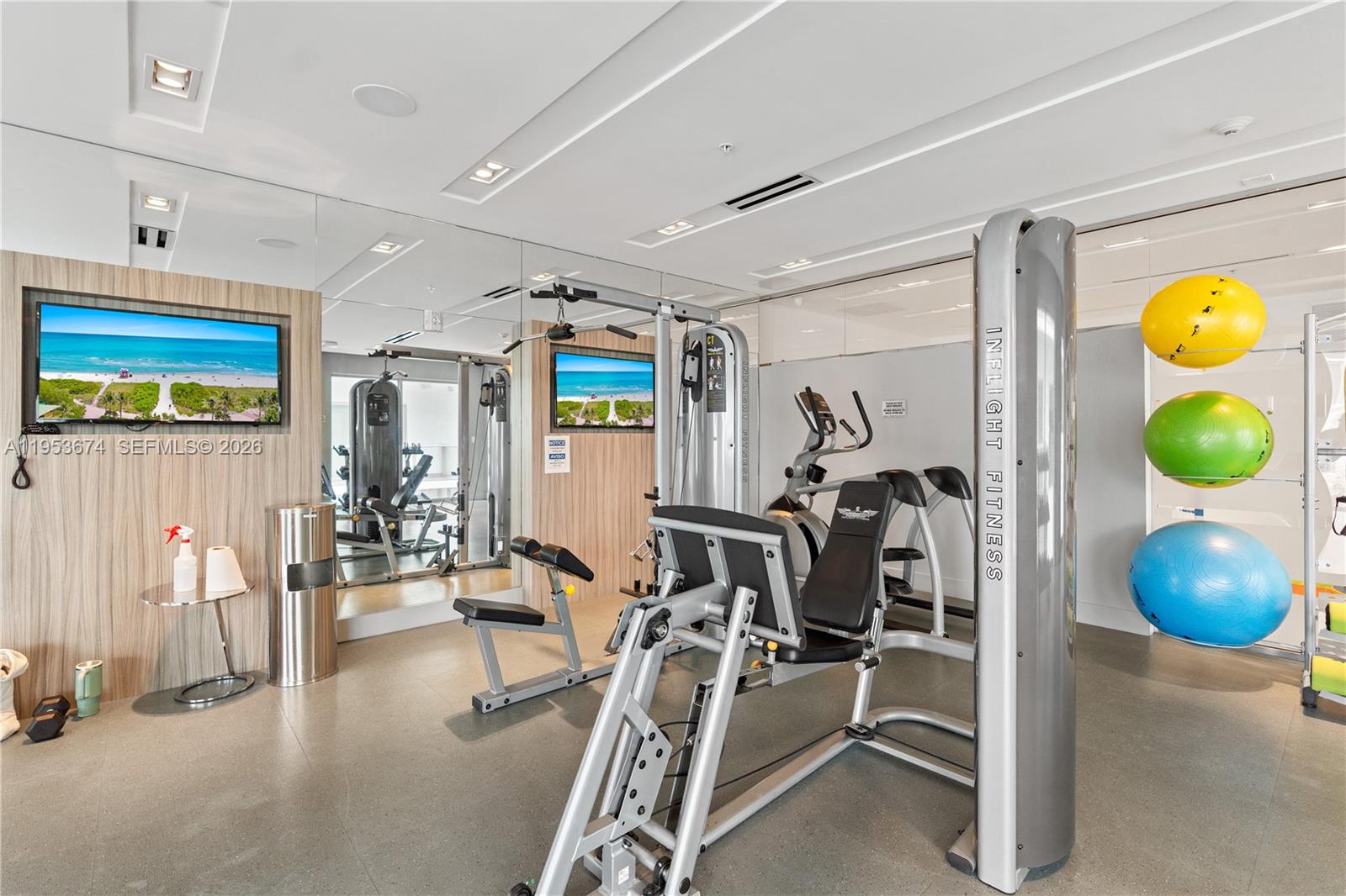 1600 SW 1st Ave #807, Miami FL 33129