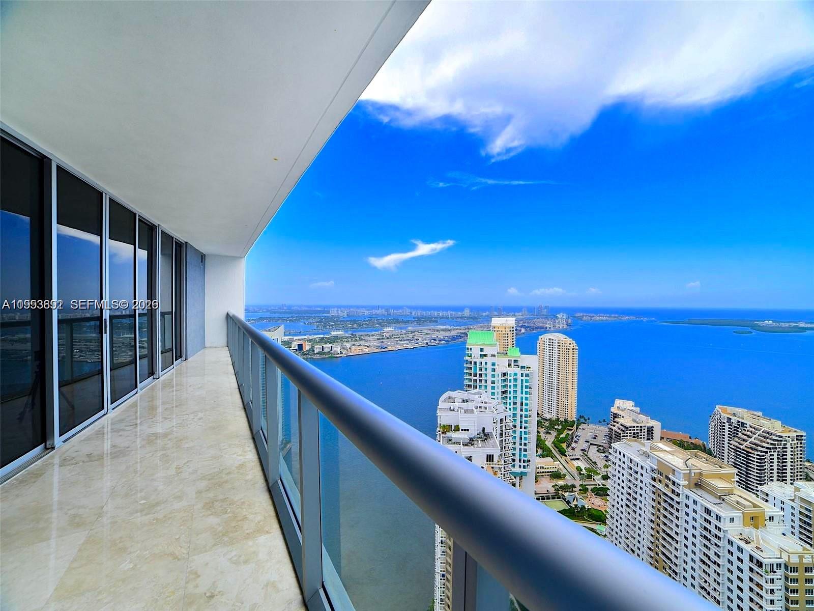 465 Brickell Ave #5603, Miami FL 33131