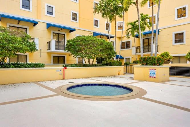 8395 SW 73rd Ave #104, Miami FL 33143