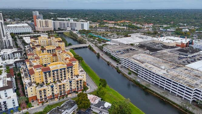 8395 SW 73rd Ave #104, Miami FL 33143