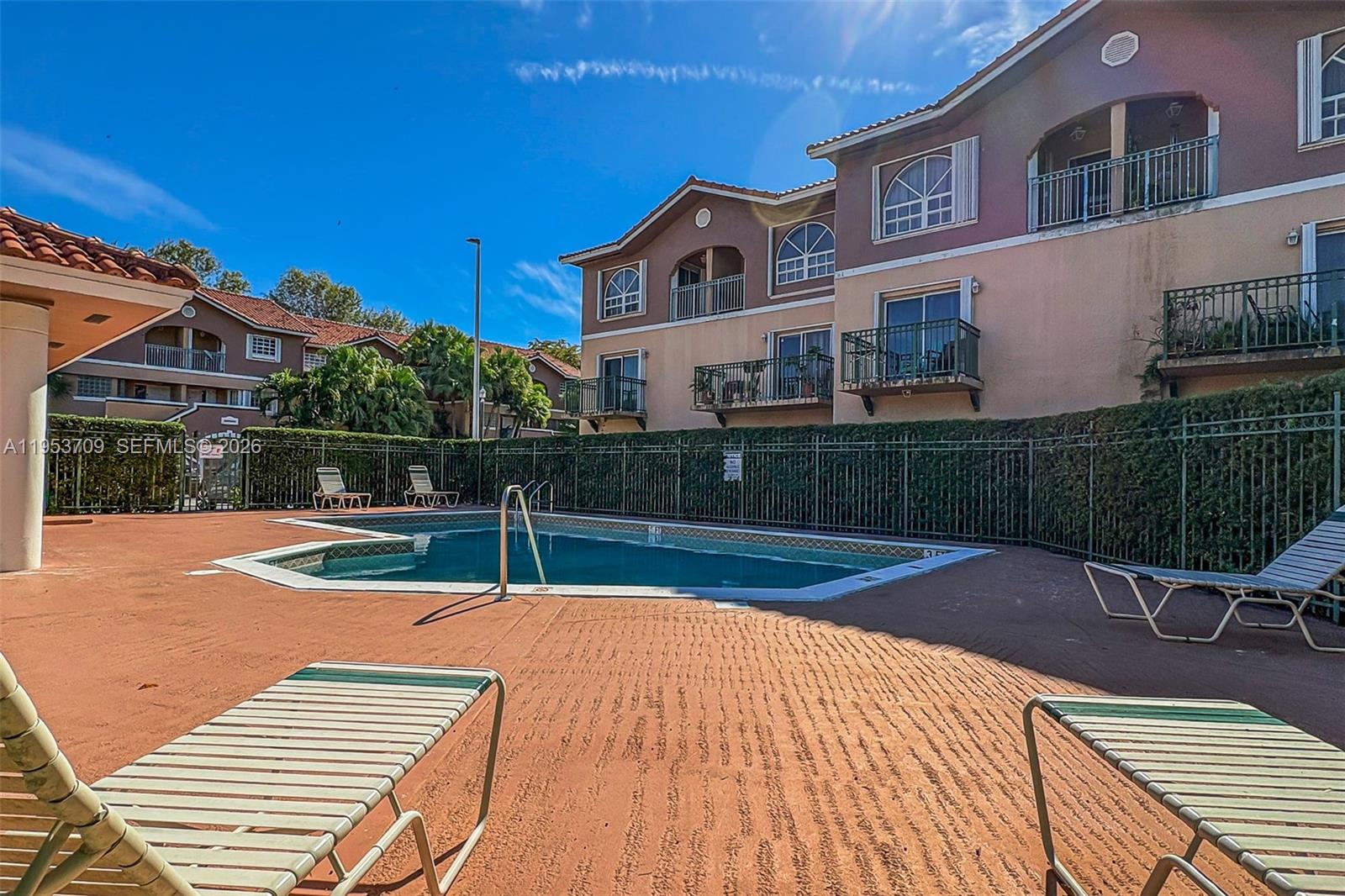 10026 Hammocks Blvd #207-6, Miami FL 33196