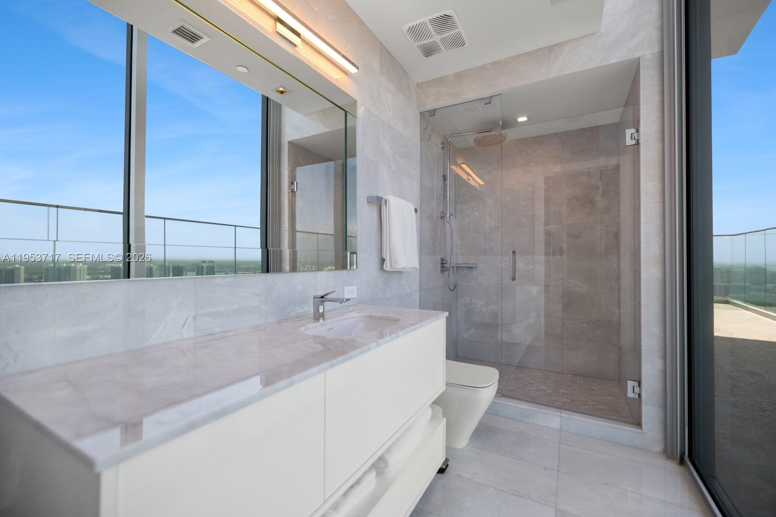 18501 Collins Ave #3704, Sunny Isles Beach FL 33160