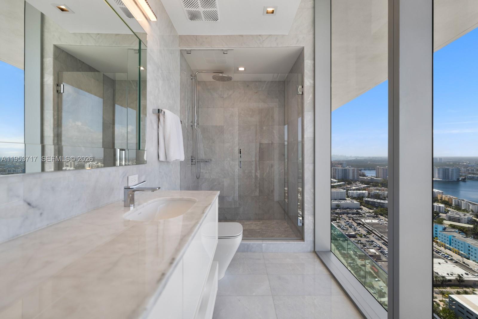 18501 Collins Ave #3704, Sunny Isles Beach FL 33160