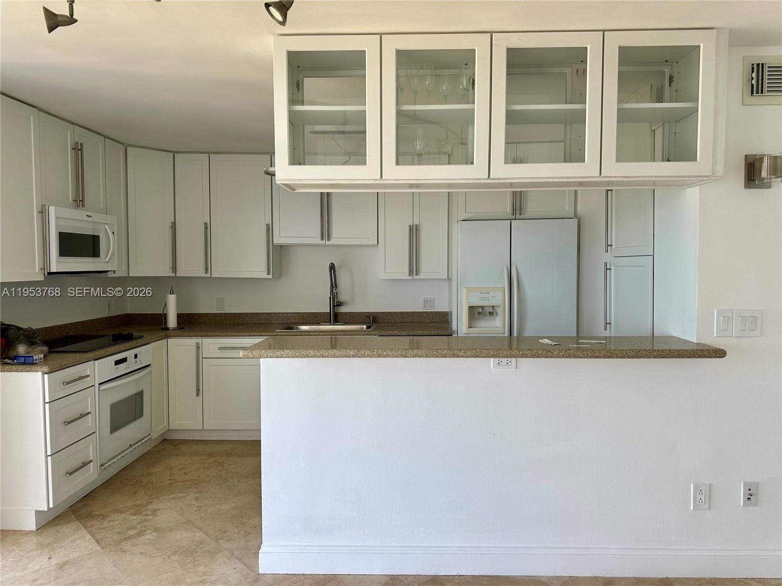 881 Ocean Dr #10D, Key Biscayne FL 33149