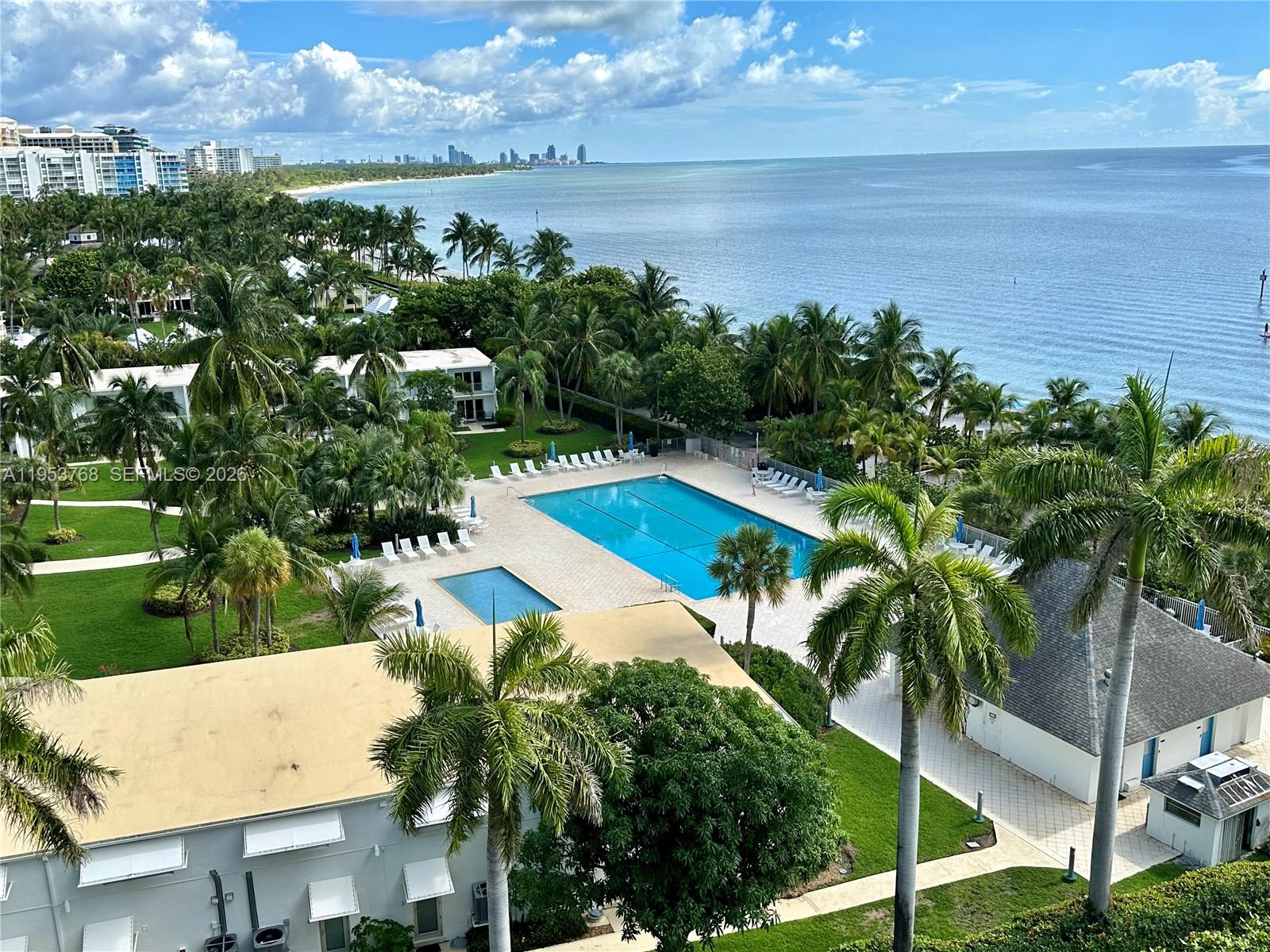 881 Ocean Dr #10D, Key Biscayne FL 33149