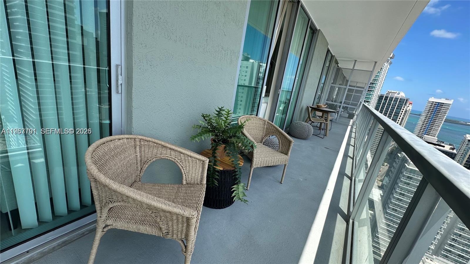 79 SW 12th St #3603-S, Miami FL 33130