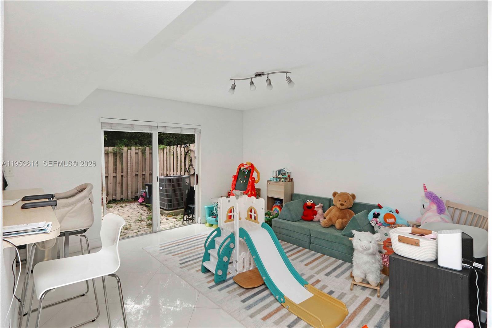 10921 NW 88th Ter #1303, Doral FL 33178