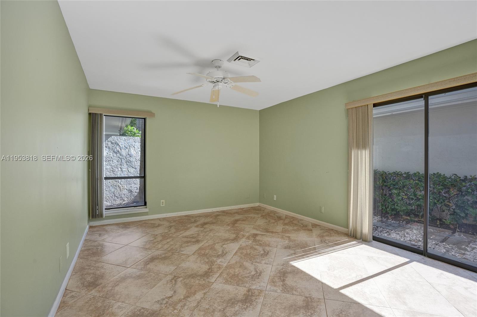 17115 Bay St, Jupiter FL 33477