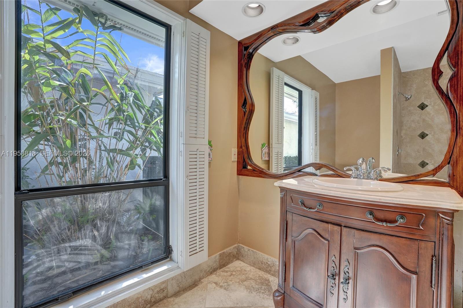 17115 Bay St, Jupiter FL 33477