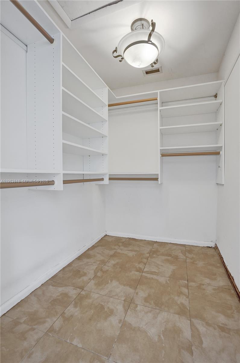 17115 Bay St, Jupiter FL 33477