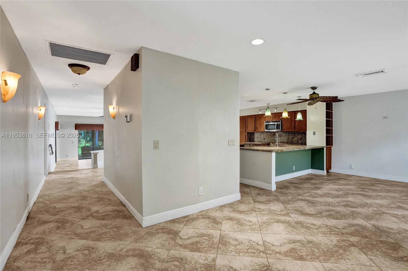 17115 Bay St, Jupiter FL 33477