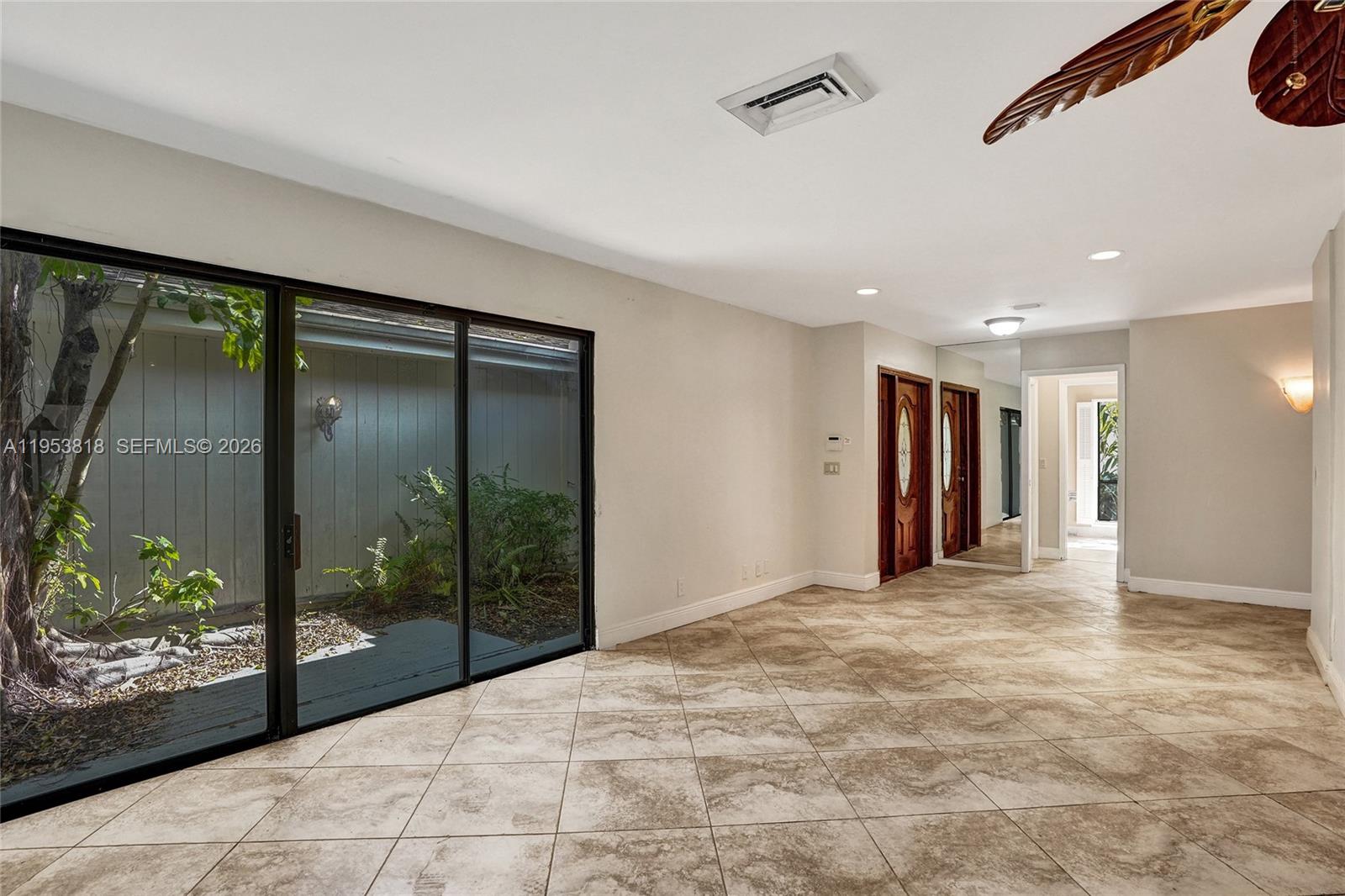 17115 Bay St, Jupiter FL 33477