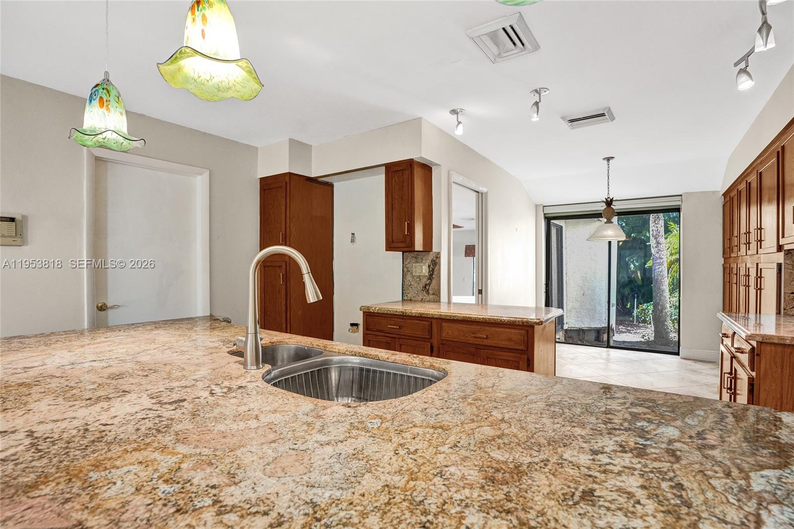 17115 Bay St, Jupiter FL 33477