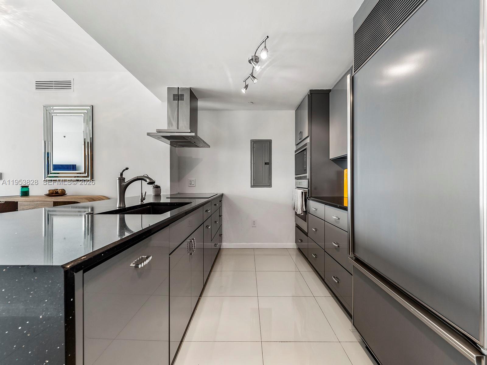 495 Brickell Ave #5203, Miami FL 33131