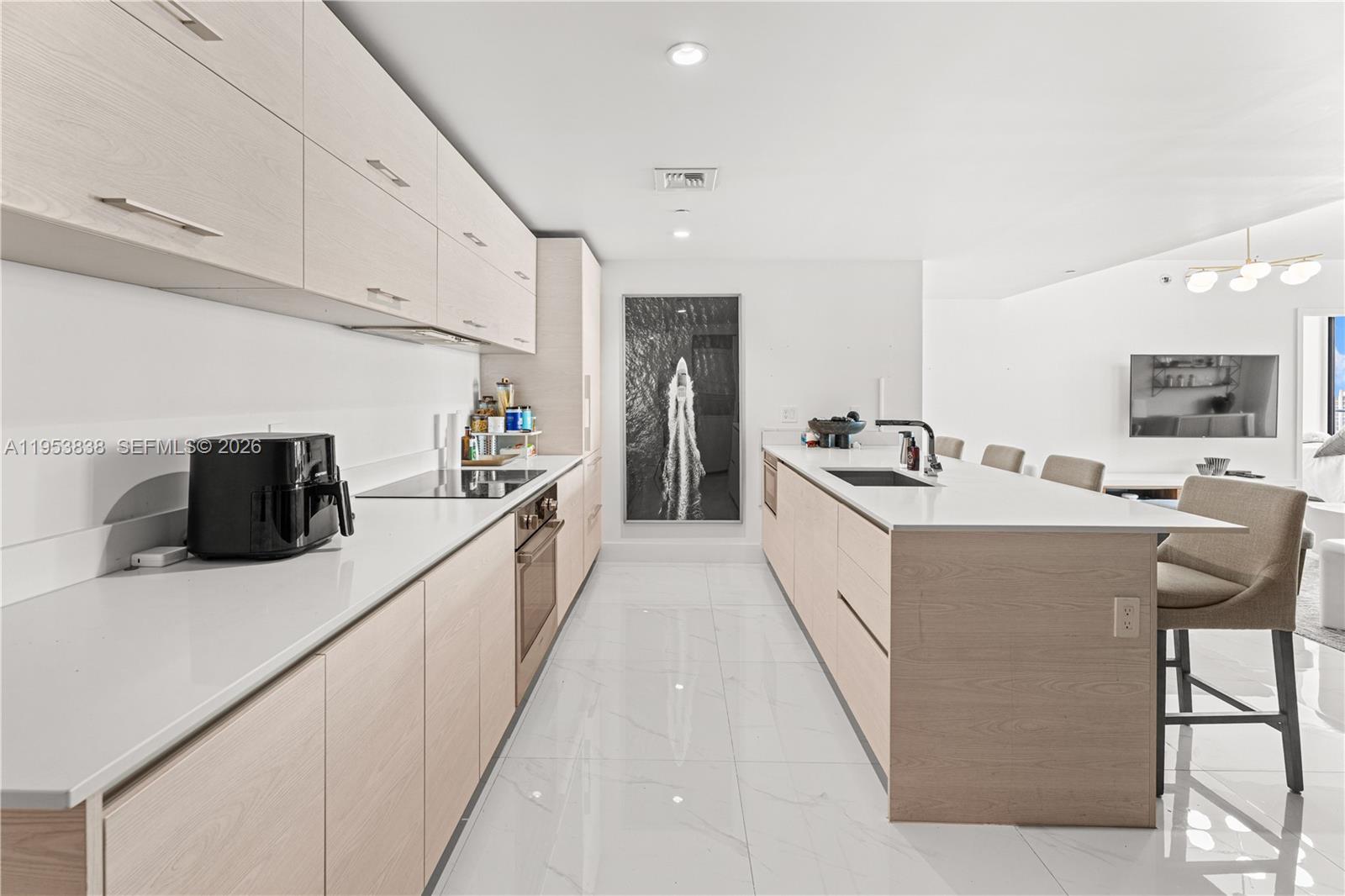 1300 S Miami Ave #2810, Miami FL 33130