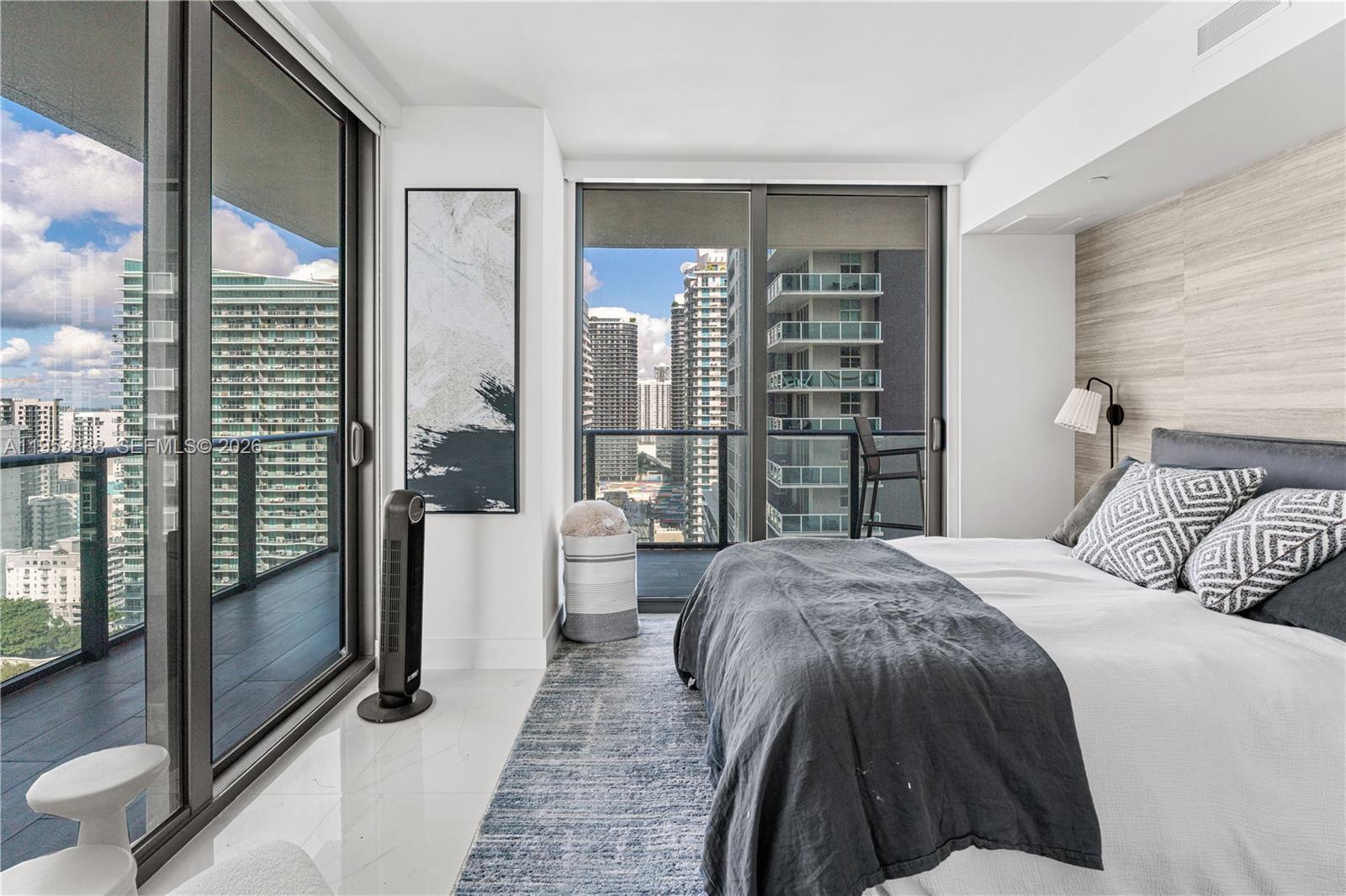 1300 S Miami Ave #2810, Miami FL 33130