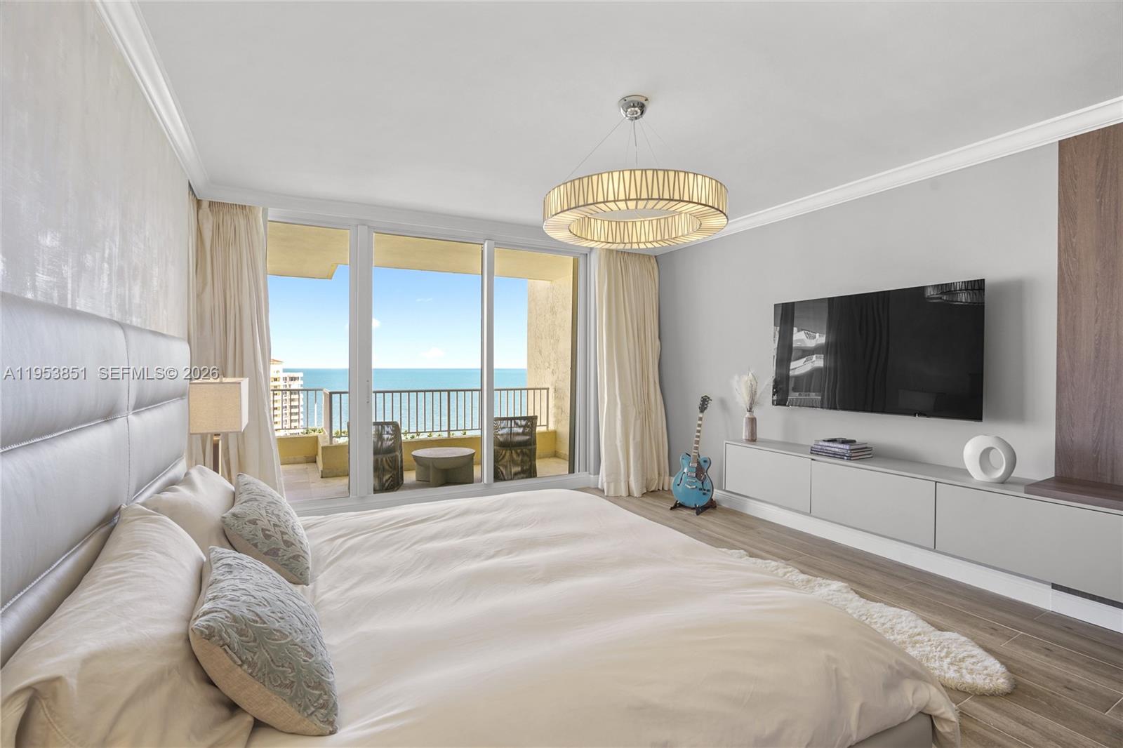 789 Crandon Blvd #1805, Key Biscayne FL 33149