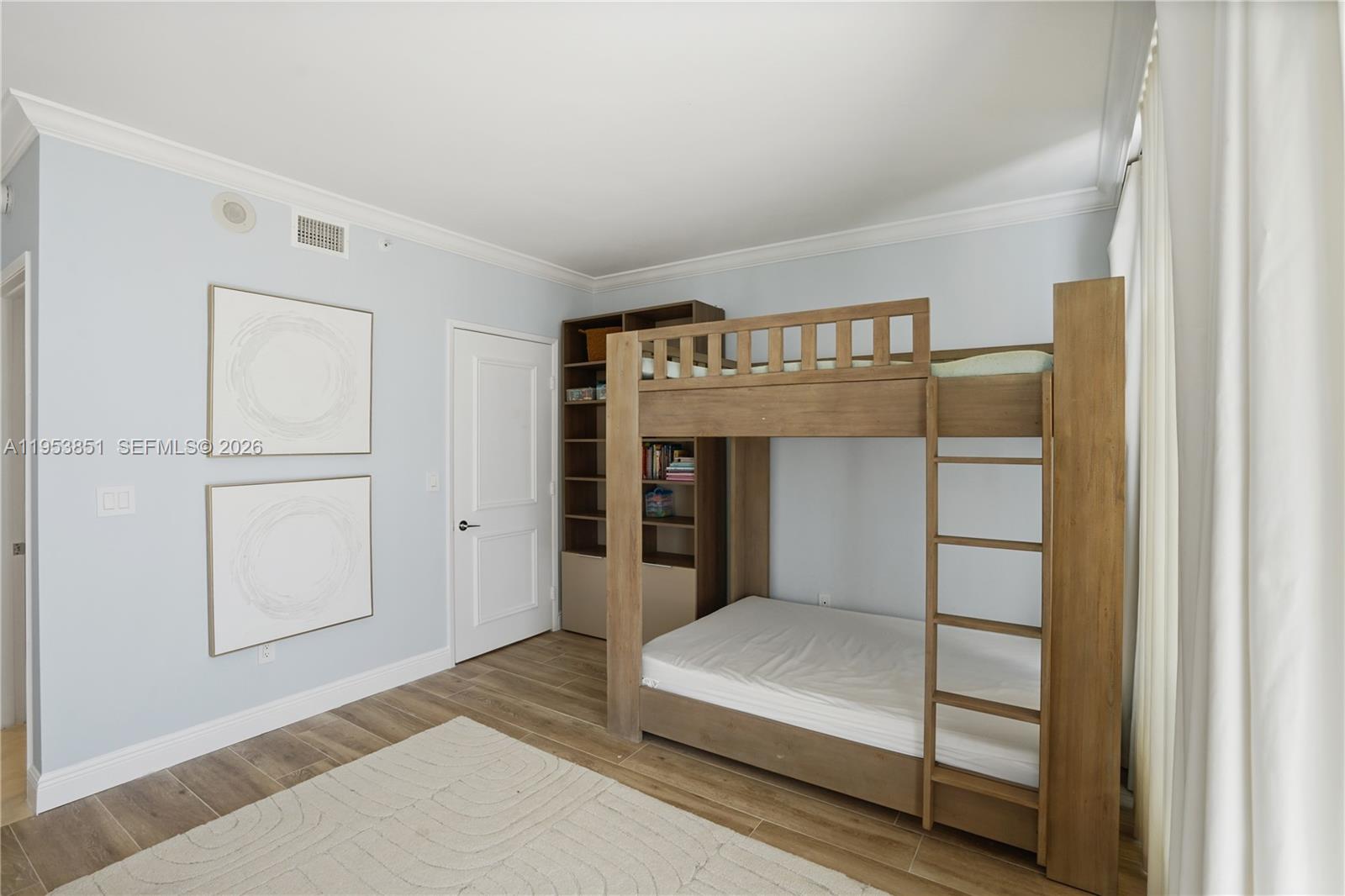 789 Crandon Blvd #1805, Key Biscayne FL 33149