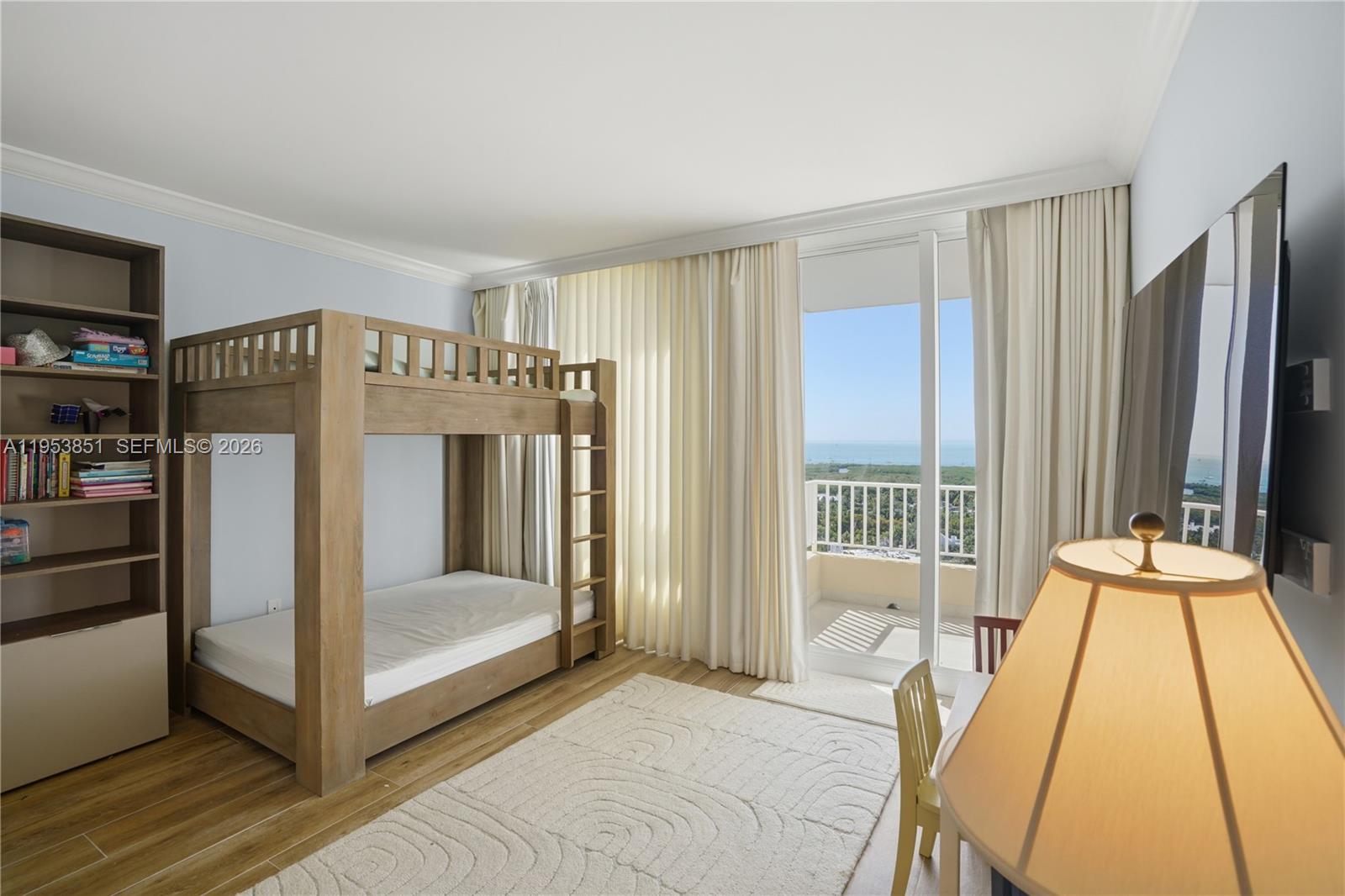 789 Crandon Blvd #1805, Key Biscayne FL 33149