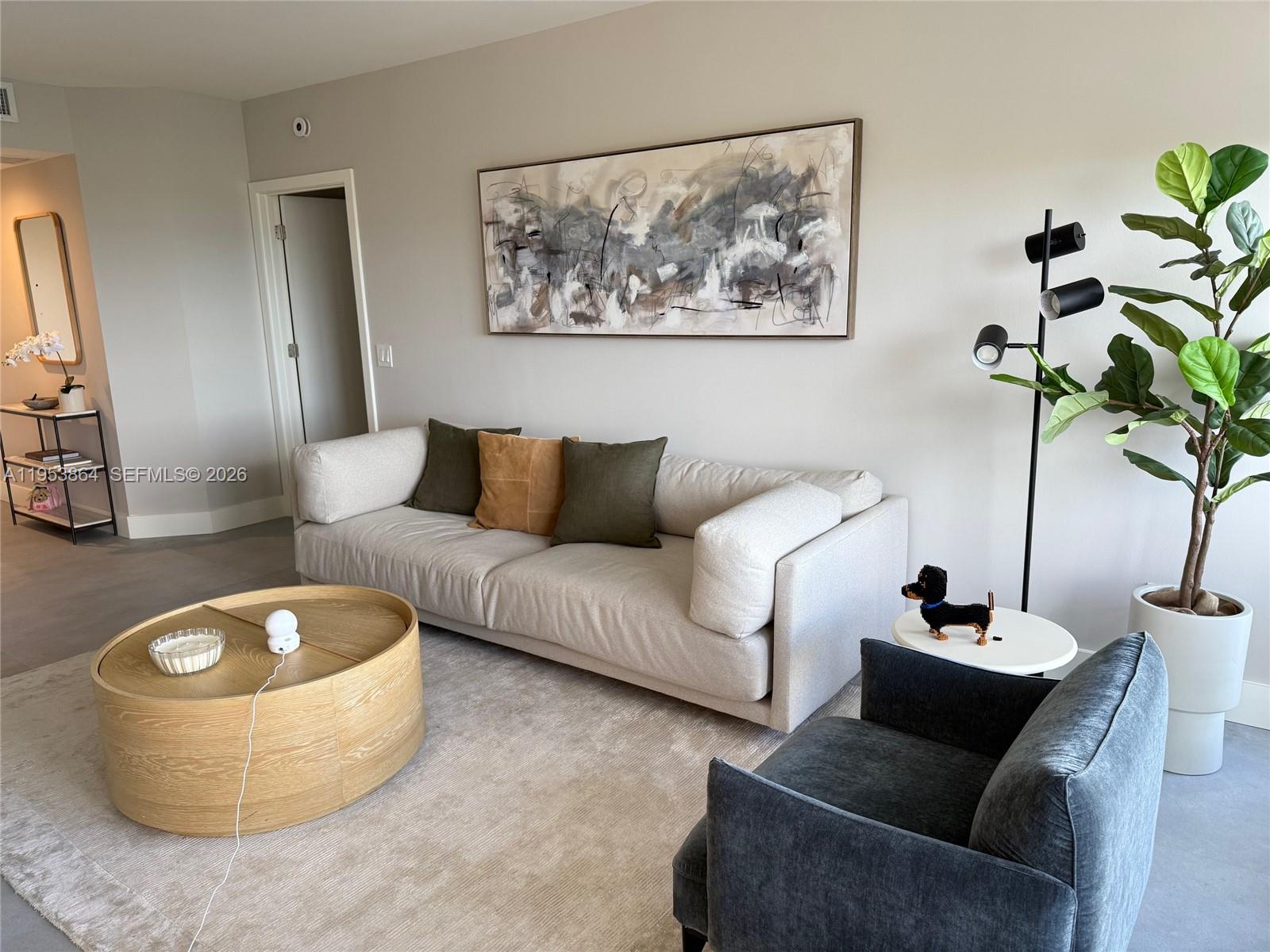 4779 Collins Ave #2506, Miami Beach FL 33140