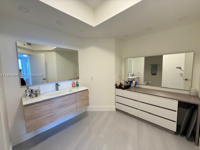 4779 Collins Ave #2506, Miami Beach FL 33140