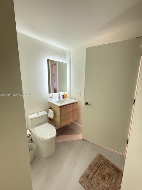 4779 Collins Ave #2506, Miami Beach FL 33140