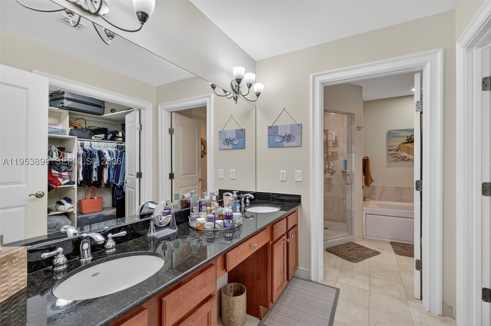 16135 Emerald Estates Dr #162, Weston FL 33331