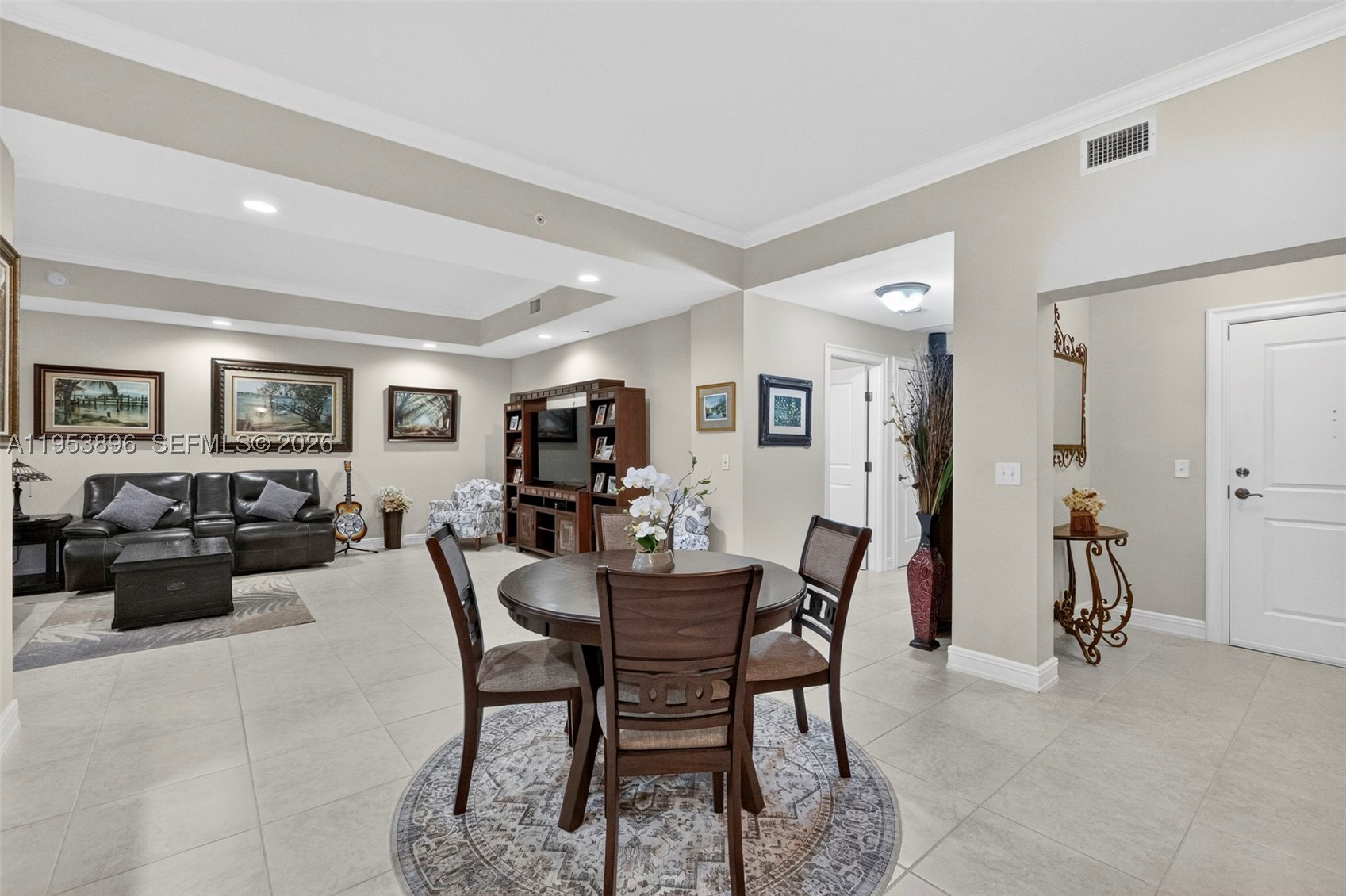 16135 Emerald Estates Dr #162, Weston FL 33331