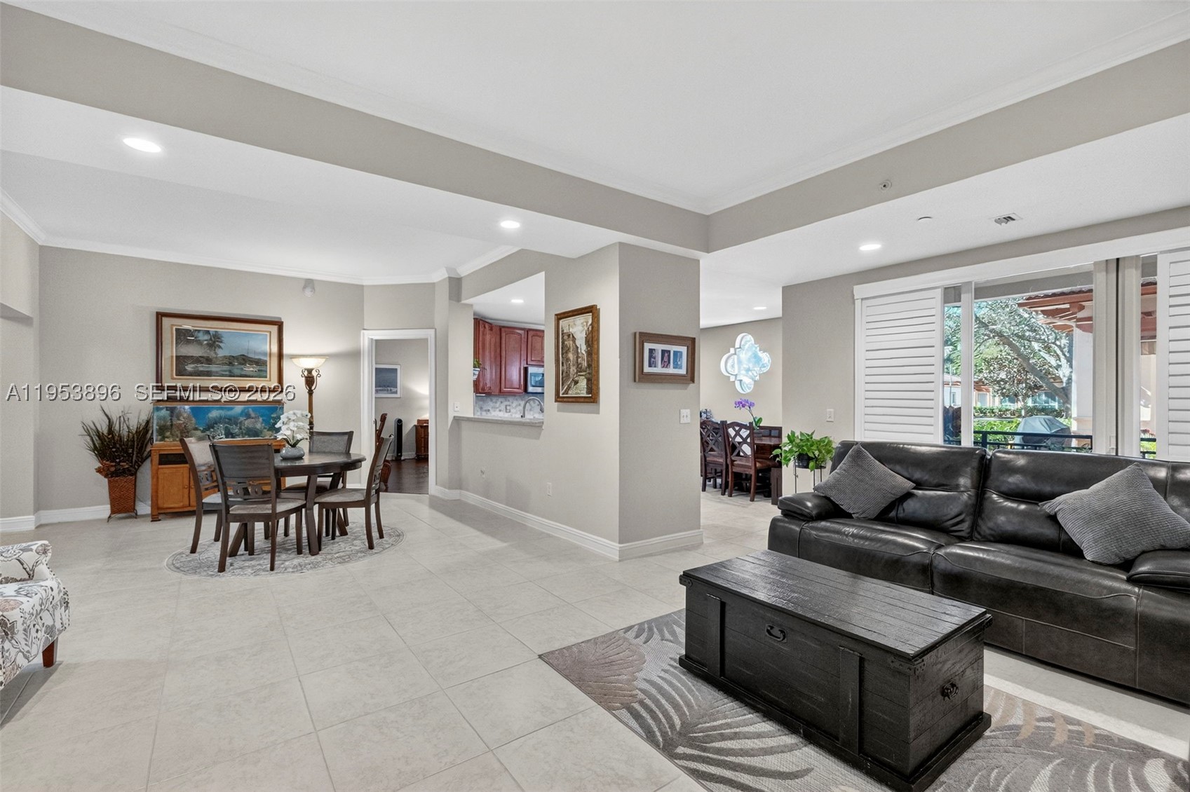 16135 Emerald Estates Dr #162, Weston FL 33331