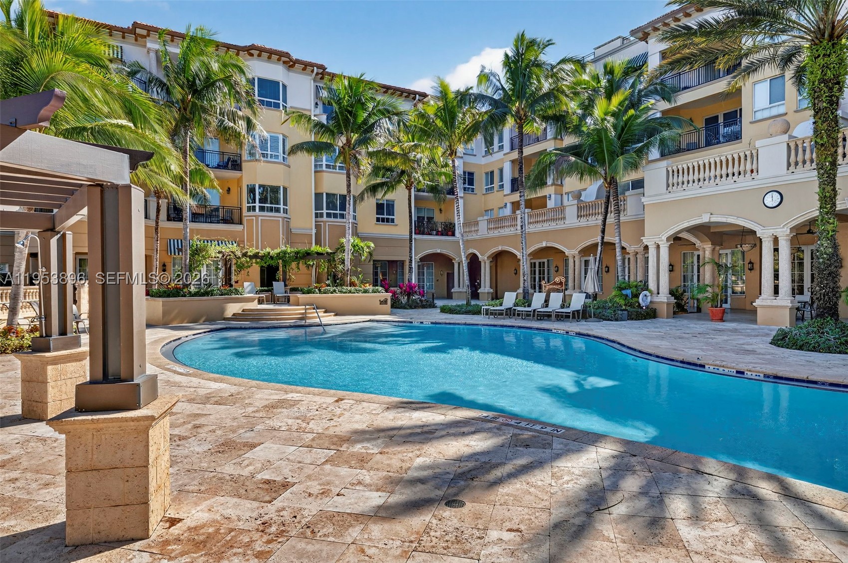 16135 Emerald Estates Dr #162, Weston FL 33331