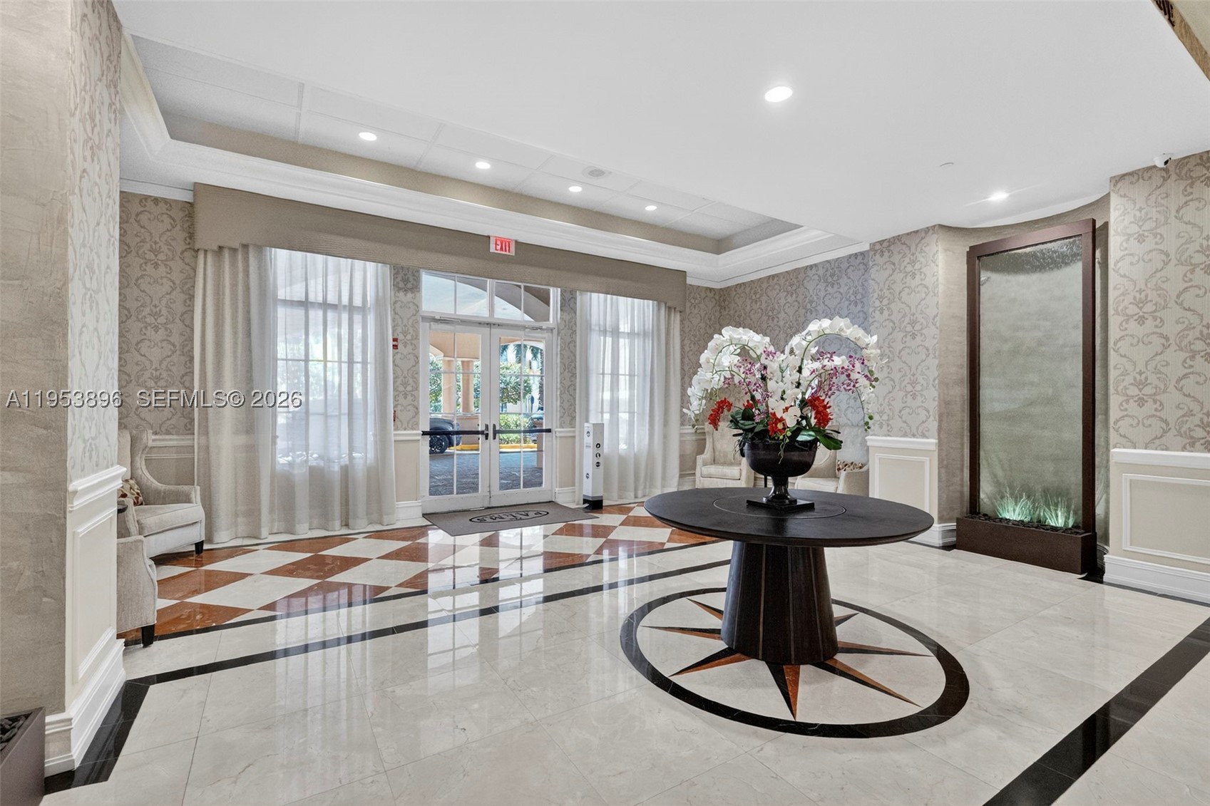 16135 Emerald Estates Dr #162, Weston FL 33331