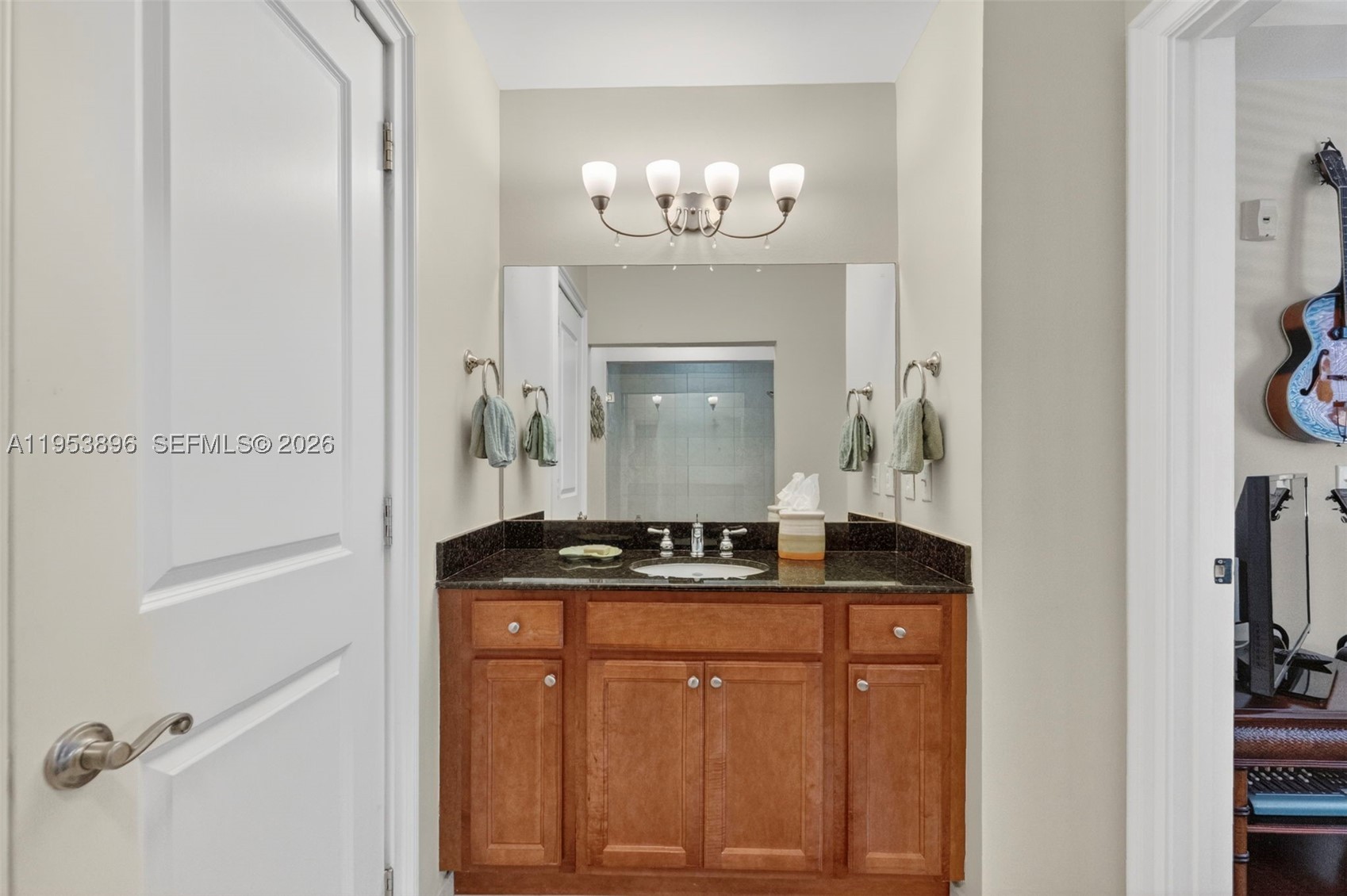 16135 Emerald Estates Dr #162, Weston FL 33331