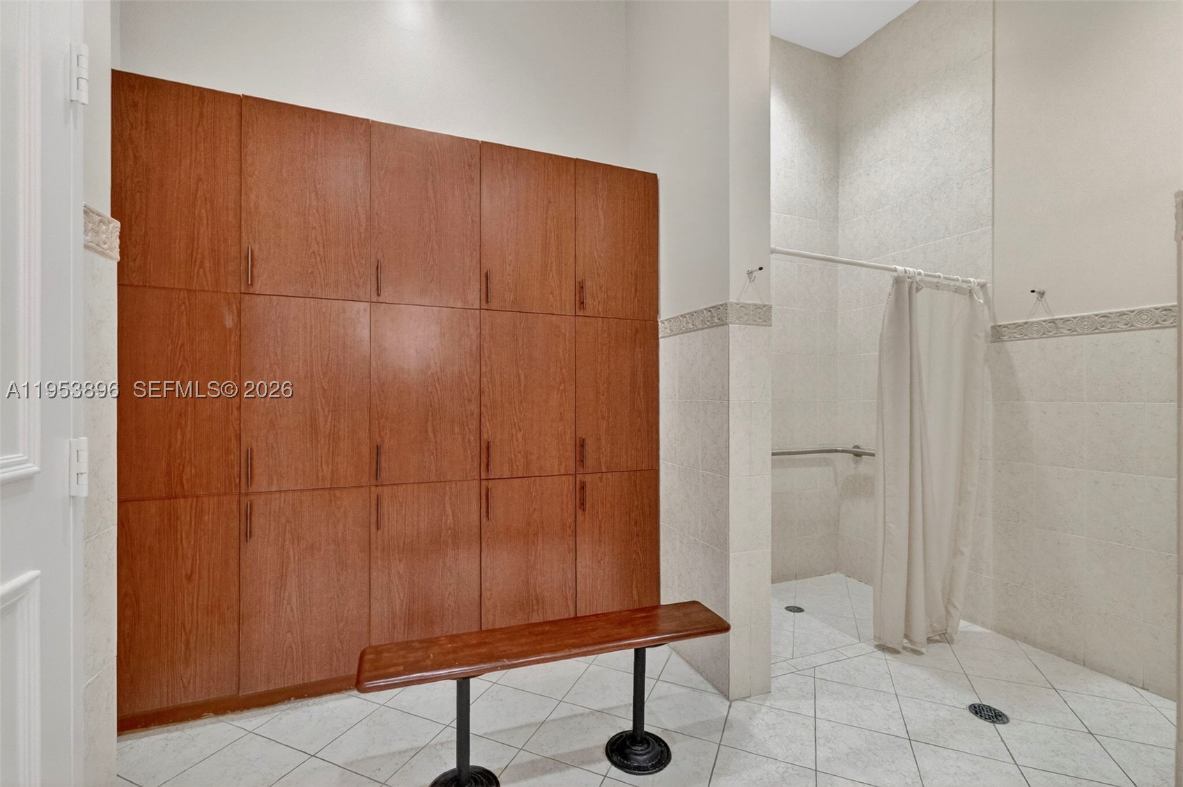 16135 Emerald Estates Dr #162, Weston FL 33331