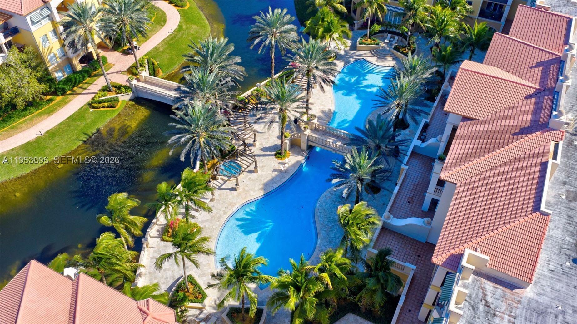 16135 Emerald Estates Dr #162, Weston FL 33331