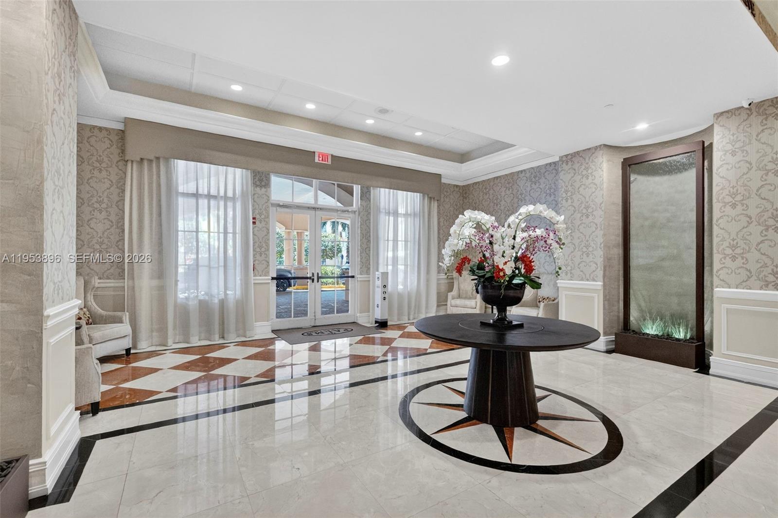 16135 Emerald Estates Dr #162, Weston FL 33331