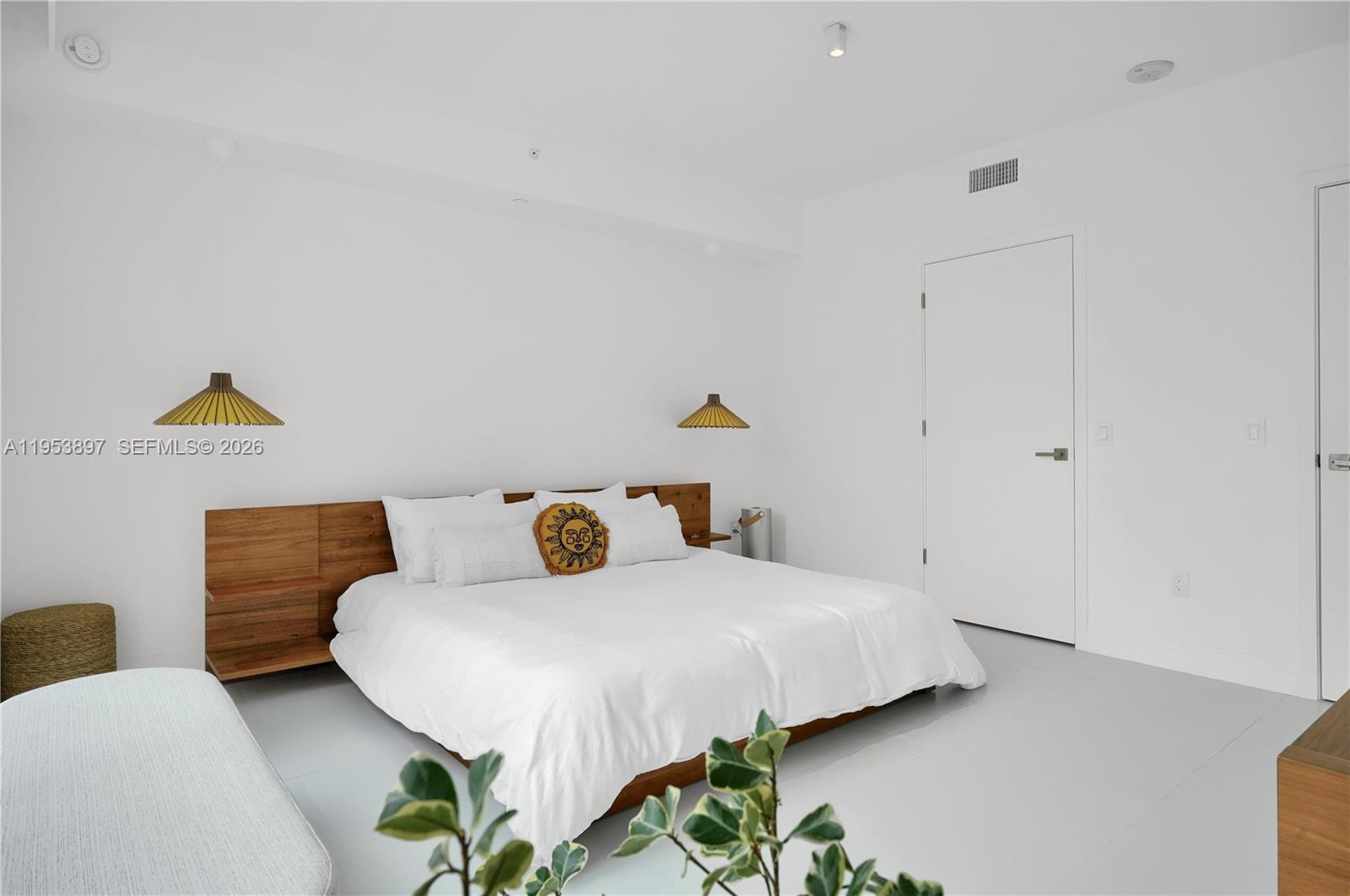 1080 Brickell Ave #1802, Miami FL 33131
