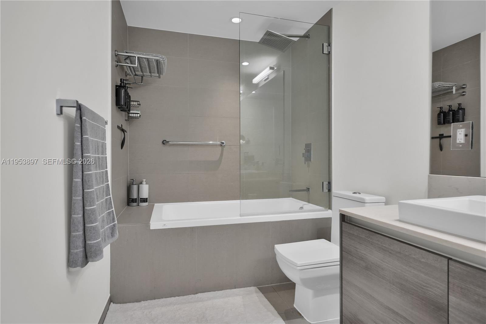 1080 Brickell Ave #1802, Miami FL 33131