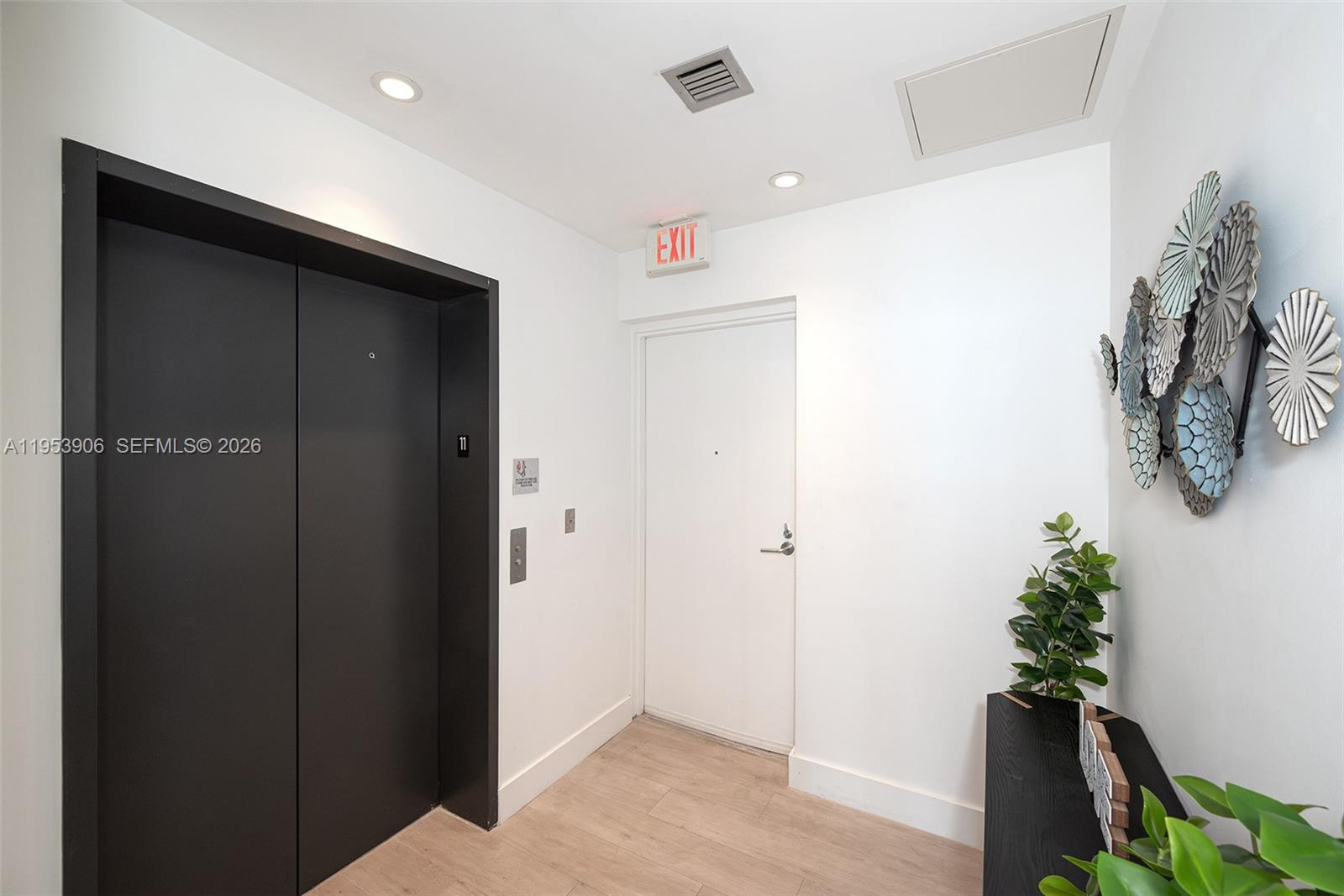 2900 NE 7th Ave #1105, Miami FL 33137