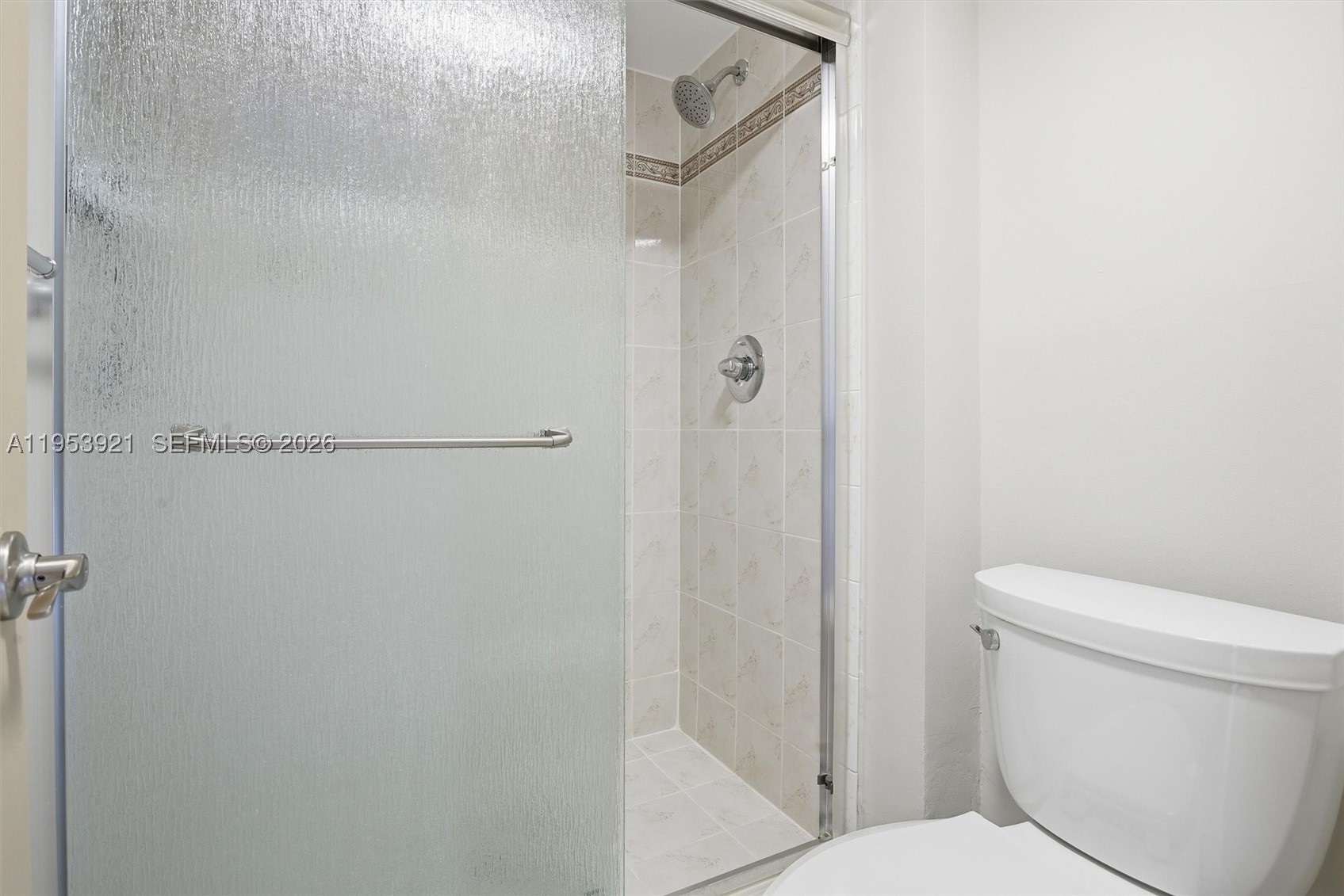 3731 N Country Club Dr #1421, Aventura FL 33180