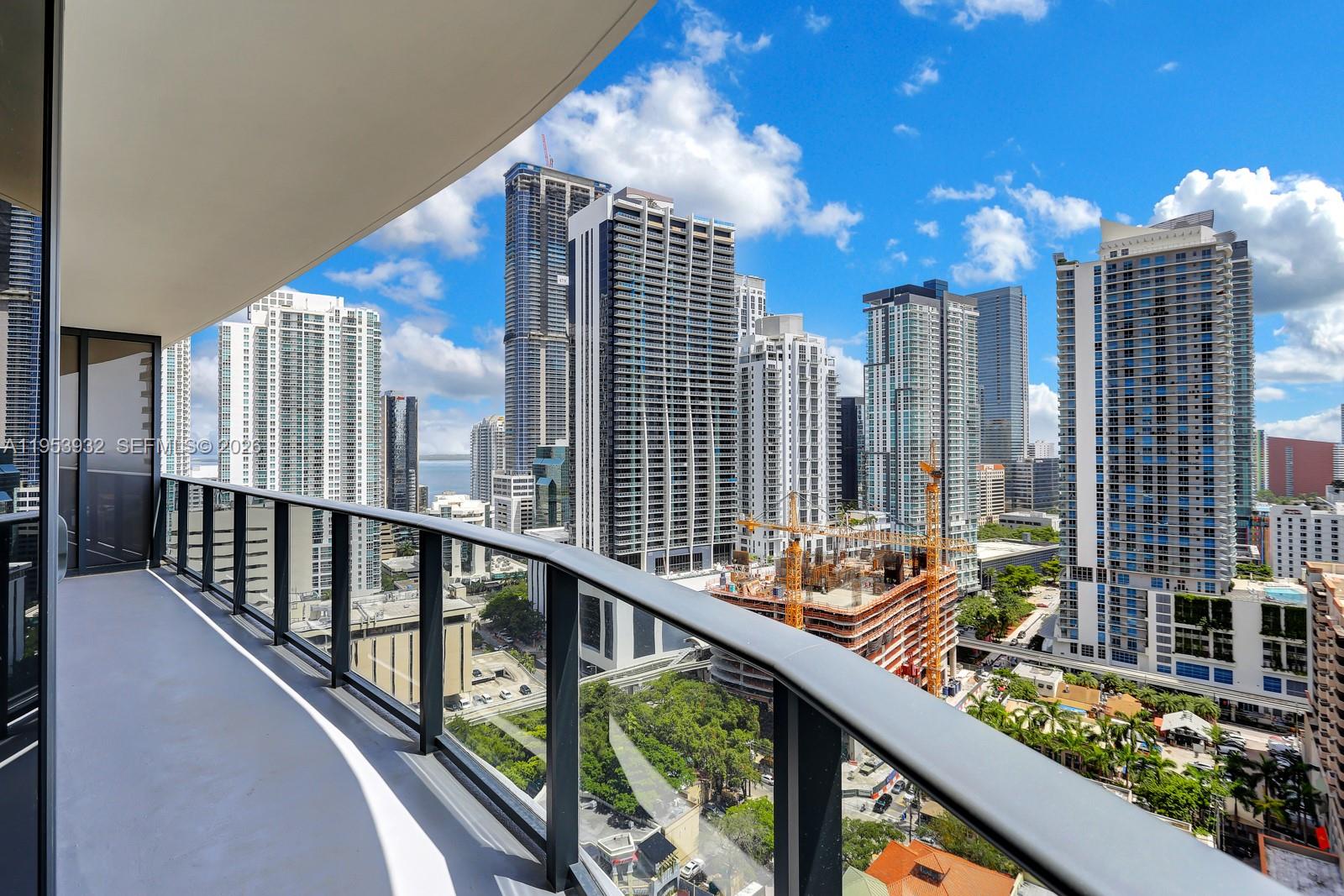 45 SW 9th St #1806, Miami FL 33130