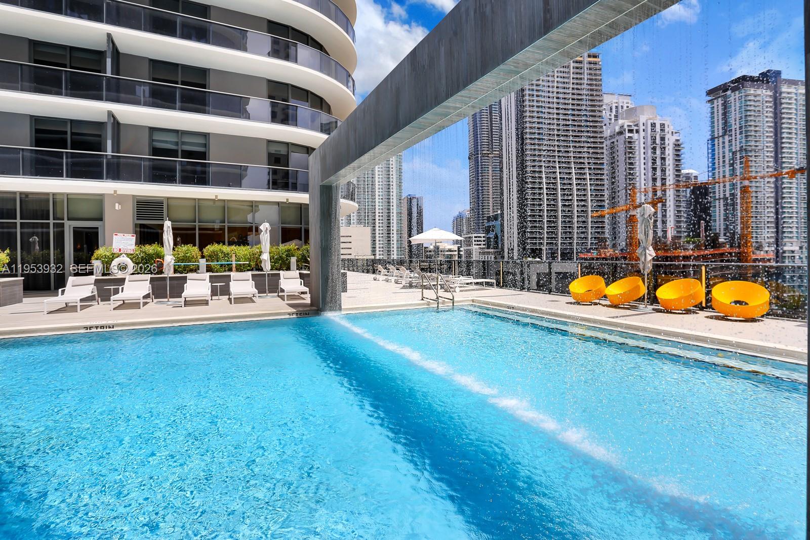 45 SW 9th St #1806, Miami FL 33130