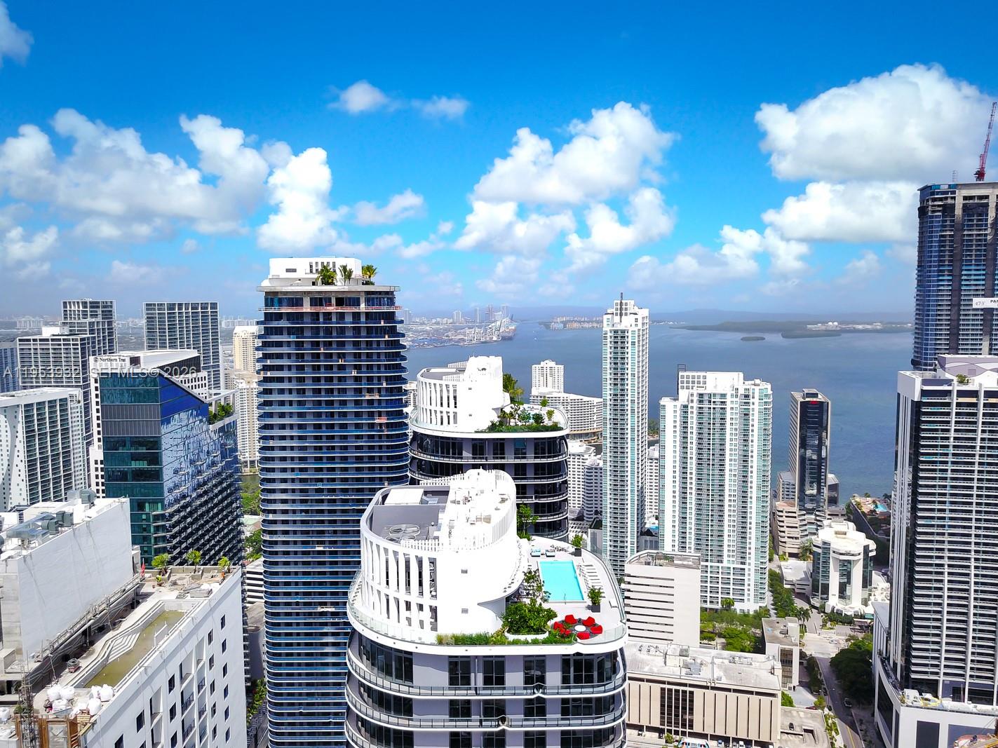 45 SW 9th St #1806, Miami FL 33130