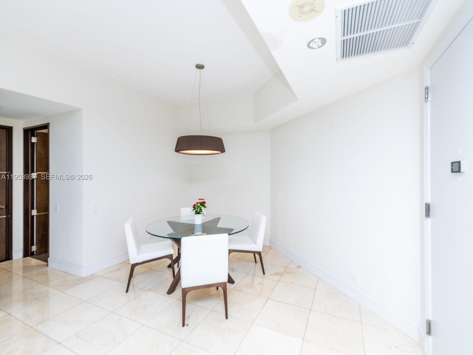 888 Brickell Key Dr #210, Miami FL 33131