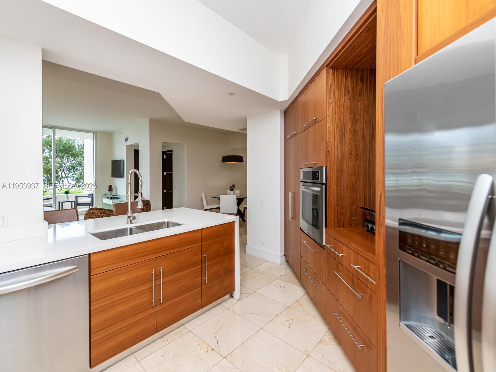 888 Brickell Key Dr #210, Miami FL 33131