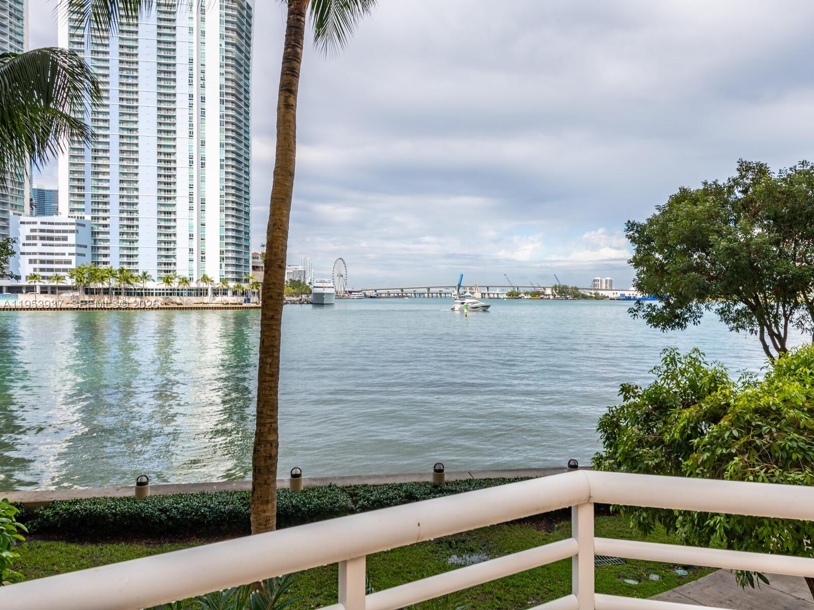 888 Brickell Key Dr #210, Miami FL 33131