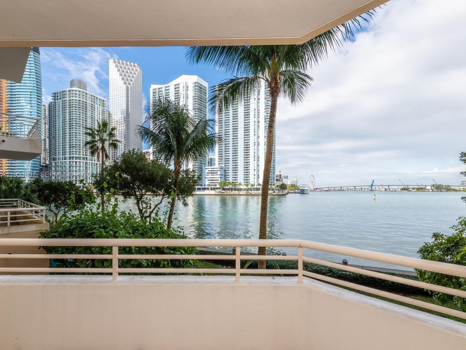 888 Brickell Key Dr #210, Miami FL 33131