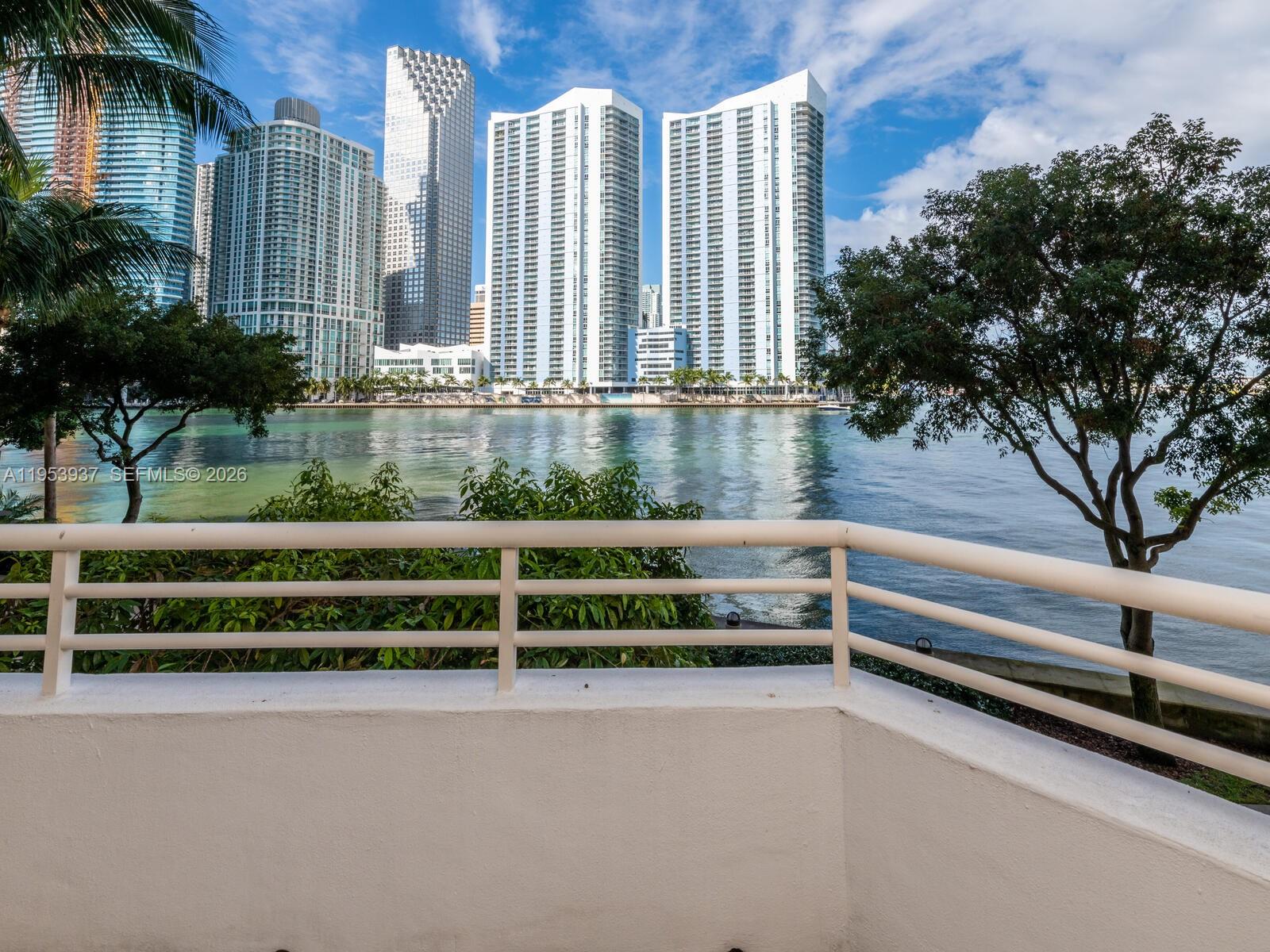 888 Brickell Key Dr #210, Miami FL 33131