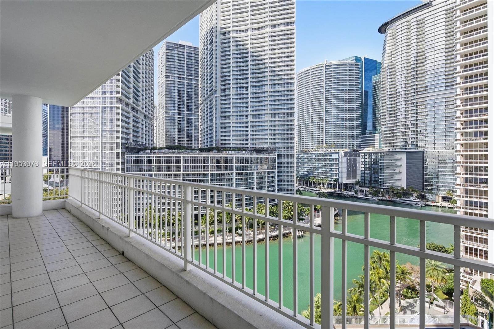 801 Brickell Key Blvd #1404, Miami FL 33131